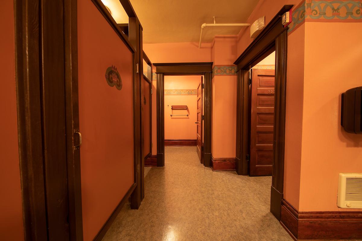Mcmenamins Hotel Oregon McMinnville Dış mekan fotoğraf