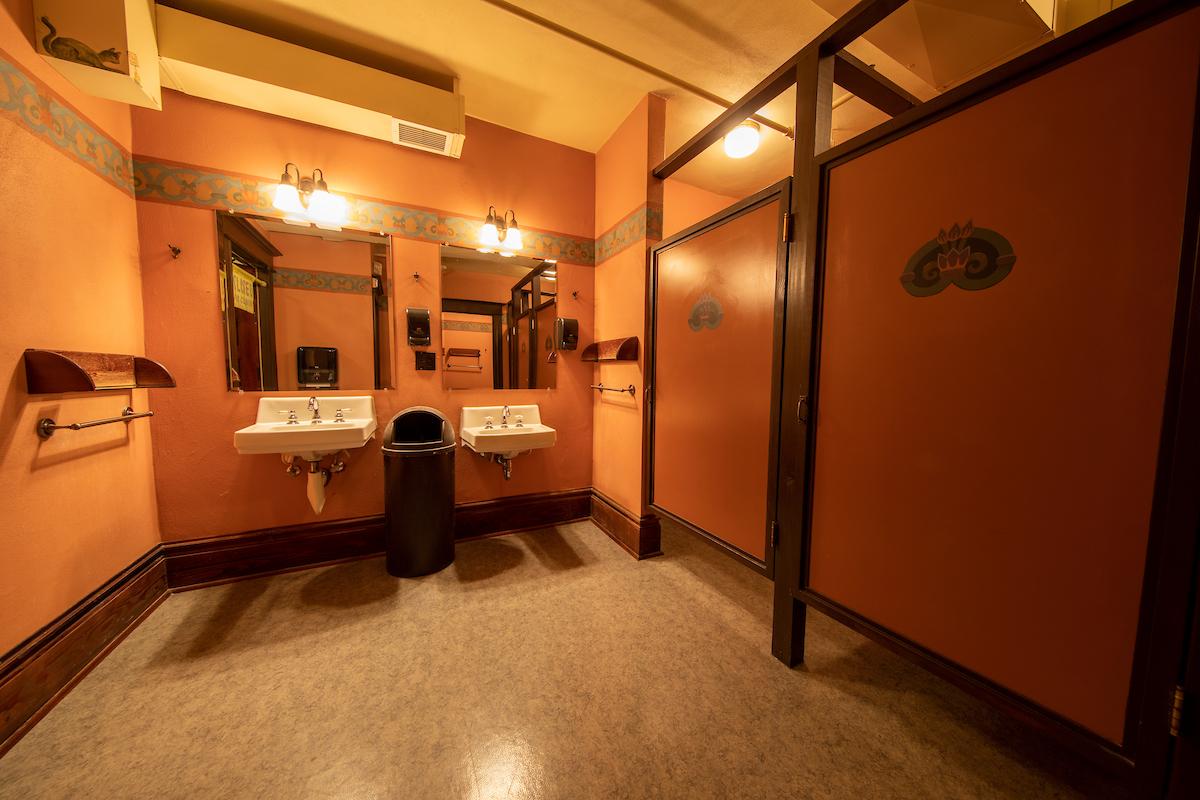 Mcmenamins Hotel Oregon McMinnville Dış mekan fotoğraf